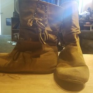 Brown boots